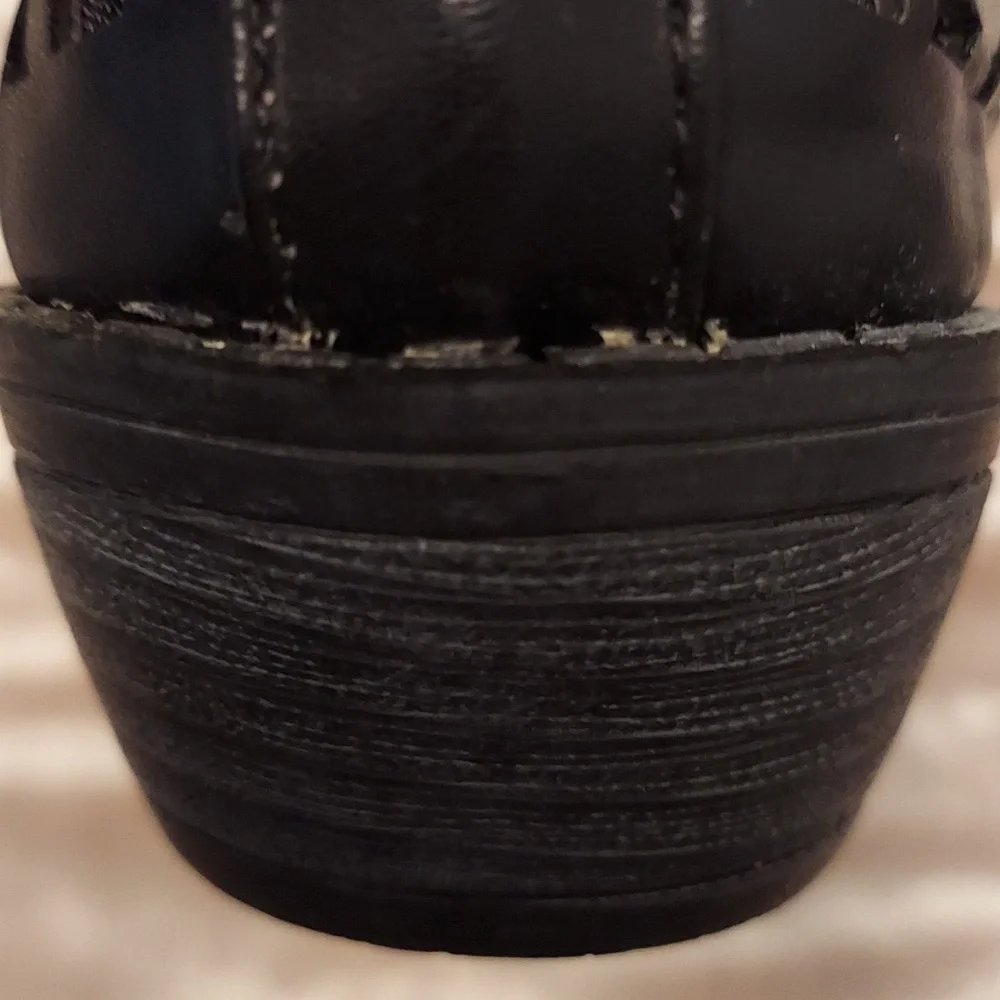 Womens booties black size 40. - Picture 5 of 7